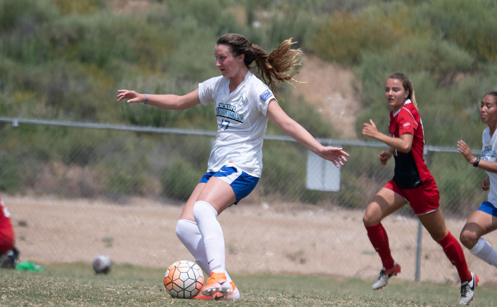 Frauen beim Fußball