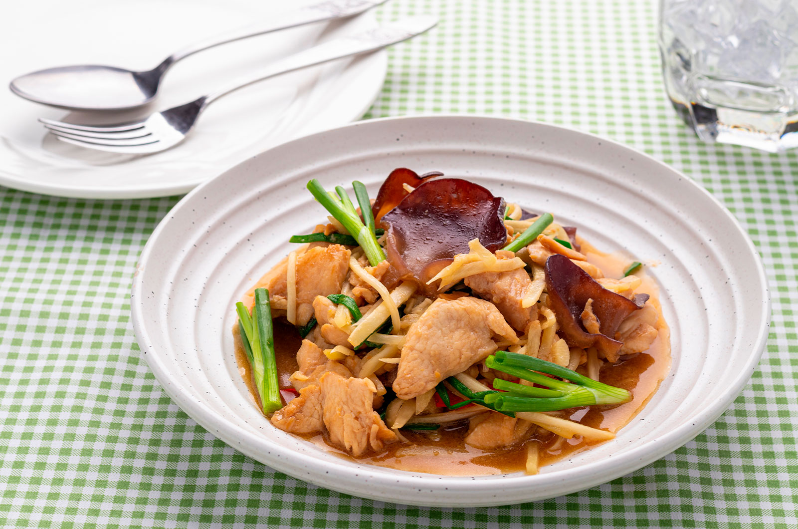 Pad Khing mit Huhn